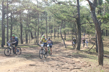 Giải Siêu Marathon Quốc tế Dalat Ultra Trail và Giải xe đạp địa hình Da Lat Victory Challenge 2018 tại Vườn Quốc Gia Bidoup Núi Bà
